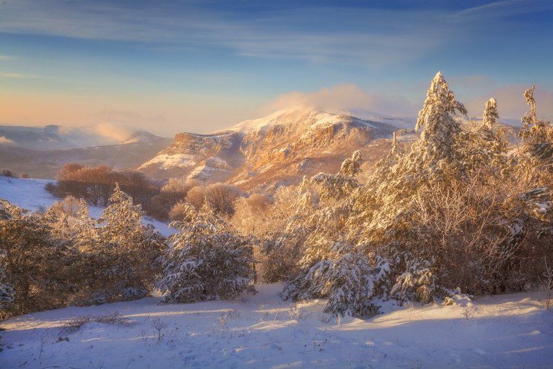 Демерджи, Крым Вид на Северную Демерджиphoto preview