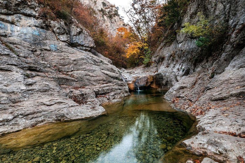 водоём, Крым, каньон, пейзаж, Crimea, Canyon, landscape,осень, autumn ванна молодостиphoto preview