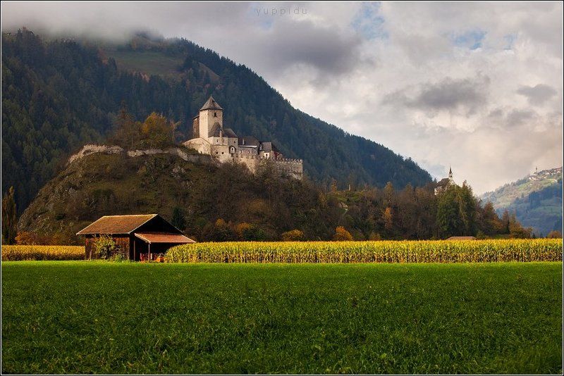 Reifenstein castlephoto preview