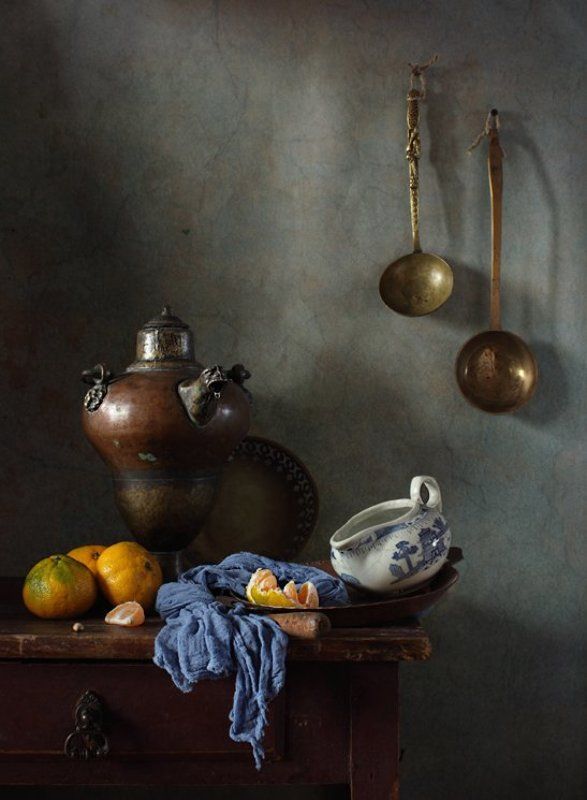 Мандарины и китайский соусникphoto preview