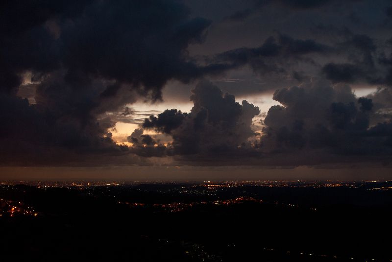 Закат над золотым городомphoto preview