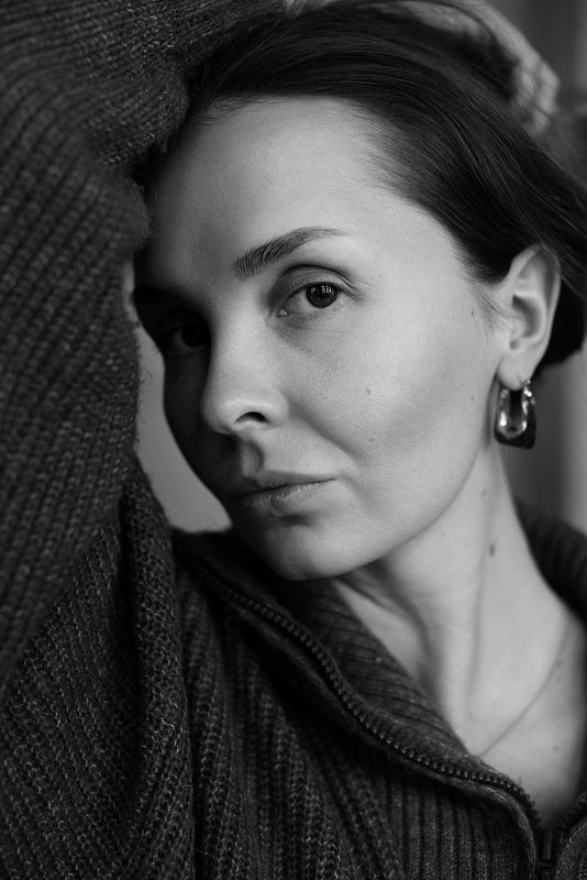 портрет, портретная фотография, женский портрет, естественный свет, фотосессия, чб, девушка, естественность, nikon d810, 50mm Асяphoto preview