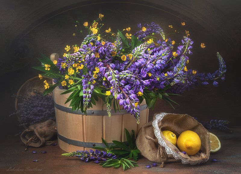 люпины,цветы Летний с люпинамиphoto preview