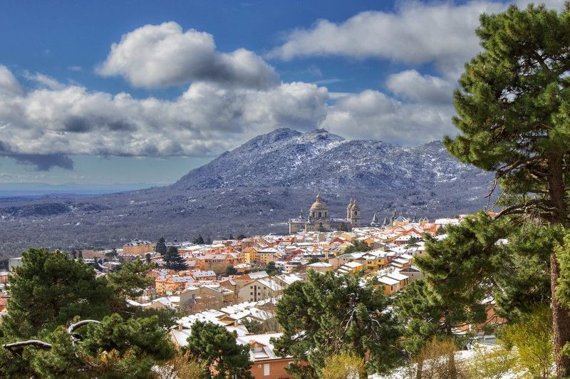 Снежный день в Эль Эскориалеphoto preview