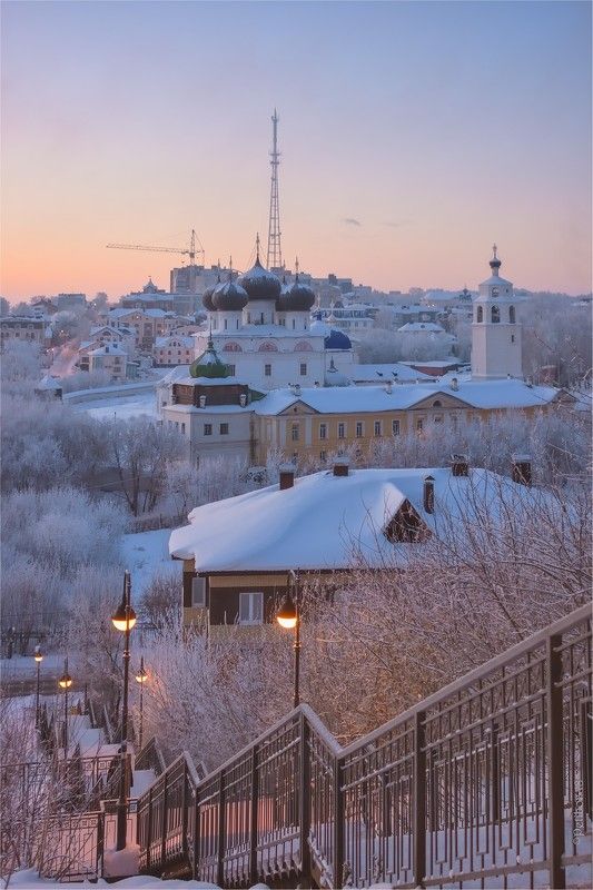 город, зима, вятка, виды, трифонов, монастырь, рассветная, лестница, краски Зима в губернском городеphoto preview