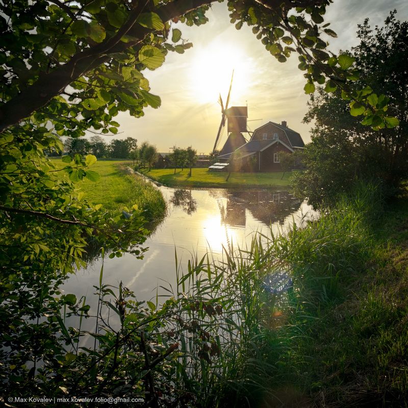 Europe, HDR, Holland, architecture, art, chanel, cloud, contre-jour, foliage, house, leaf, leaves, mill, nature, plant, pond, summer, sun, sunny, sunset, tree, village, water, wooden, Голландия, Европа, архитектура, вода, деревня, дерево, деревянный, дом, Устало солнце, нагулявшись за деньphoto preview