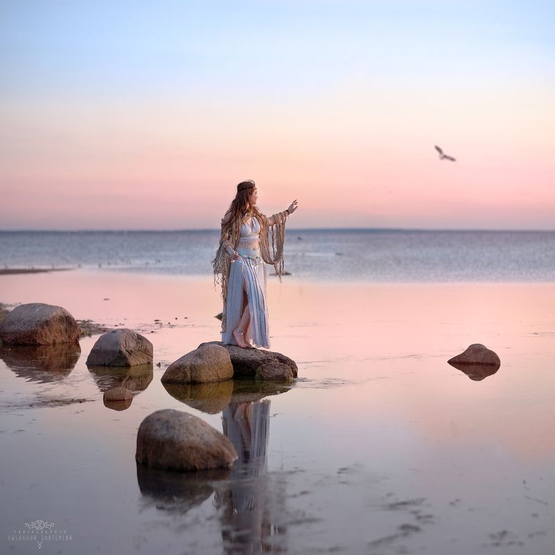 море, закат, штиль, девушка, романтика, розовый, бохо Нежность моряphoto preview