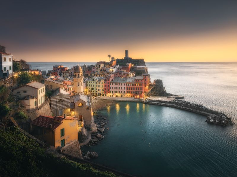 #sunset #city #italy #cityscapes Sunset in Vernazzaphoto preview