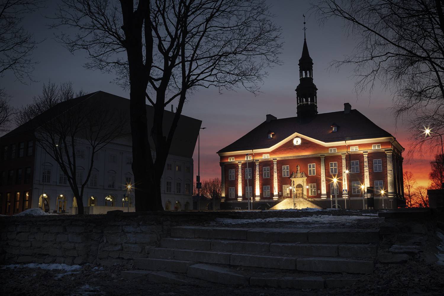 нарва март вечер закат ратуша, Сергей Четвертной