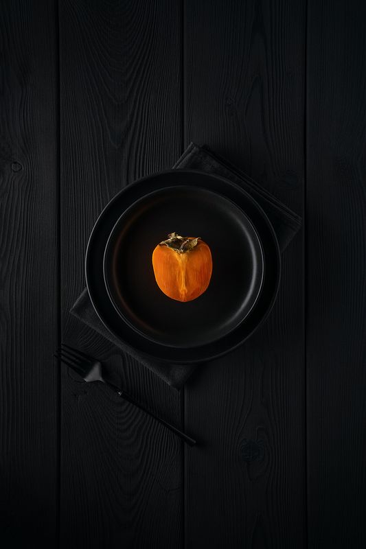 фрукт, ягода, хурма, черный, оранжевый, минимализм, эстетика 1/2photo preview