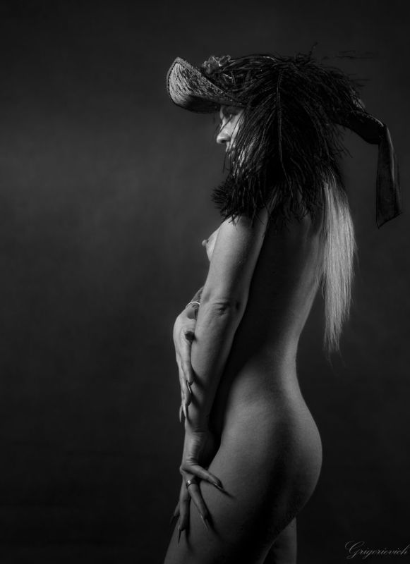 девушка. портрет. красота. глаза. шляпа Екатеринаphoto preview