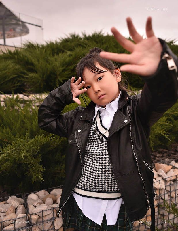 Дети, азиатская, international  Сквозь солнцеphoto preview