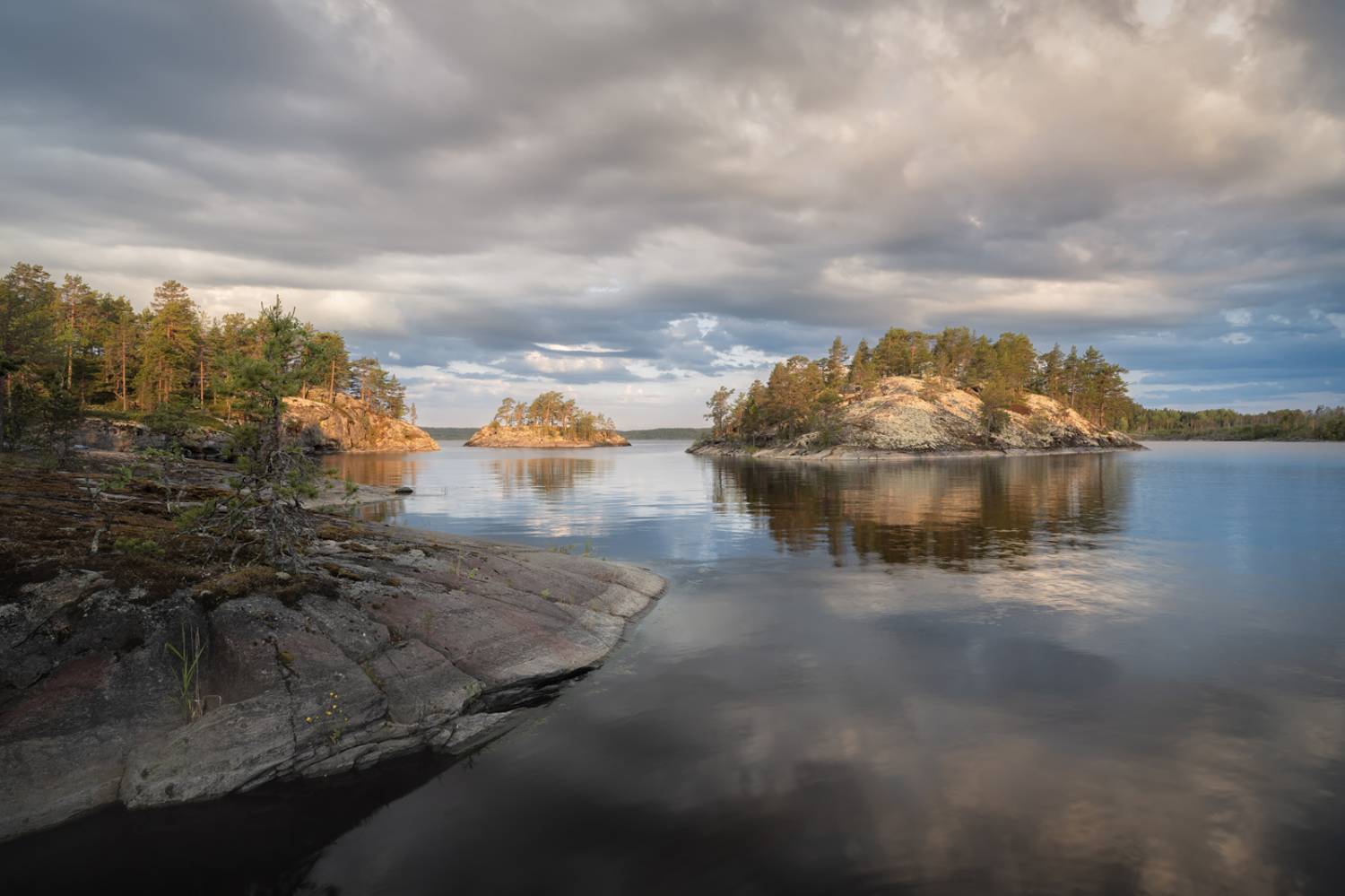 ладога, ладожские шхеры, карелия, северное приладожье, скалистые острова, сосны, Арсений Кашкаров
