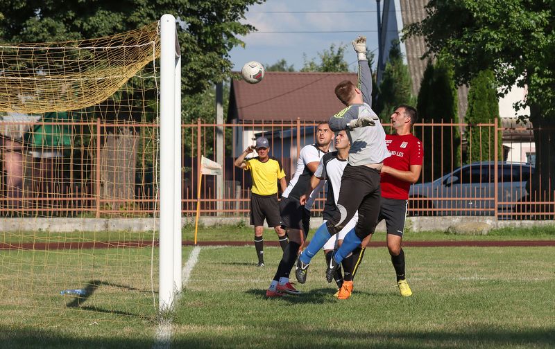 спорт, футбол, игра, Мамоново, стадион, фотография, судья, Россия, Свирин Вадим, ворота, 2022, sport, football, game, Mamonovo, stadium, photography, referee, Russia, Vadim Svirin, gate За секунду до гола.photo preview