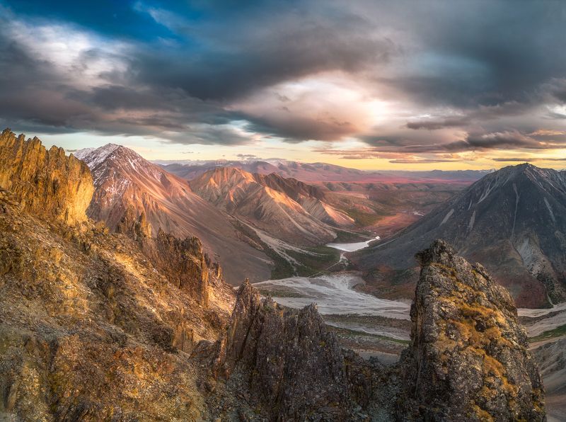 Хребет Черского, Якутия, дроны, аэрофото, aerialphoto, Landscape, aerial landscape, тундра, горы, Россия, осень, осенний пейзаж Хребет Черского, Якутияphoto preview