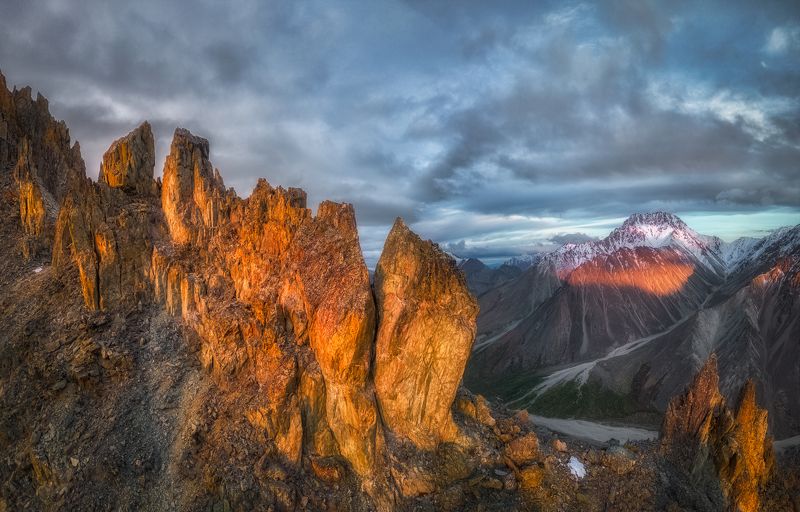 Хребет Черского, Якутия, дроны, аэрофото, aerialphoto, Landscape, aerial landscape, тундра, горы, Россия, осень, осенний пейзаж Стражи Якутииphoto preview