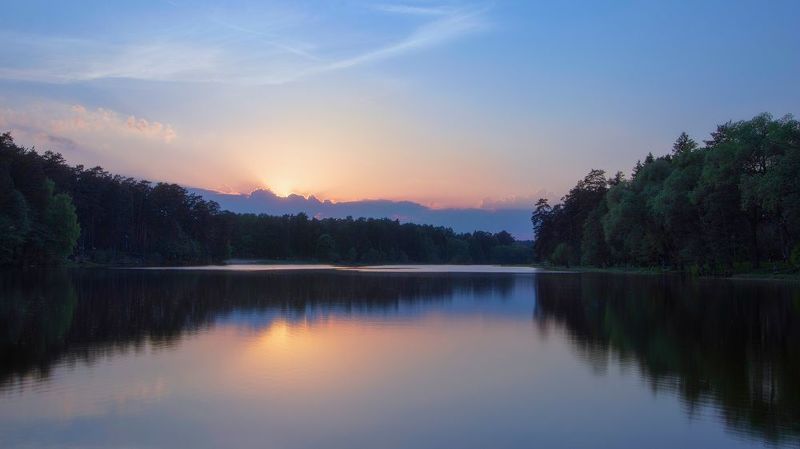 закат, озеро Закат на озере фото превью