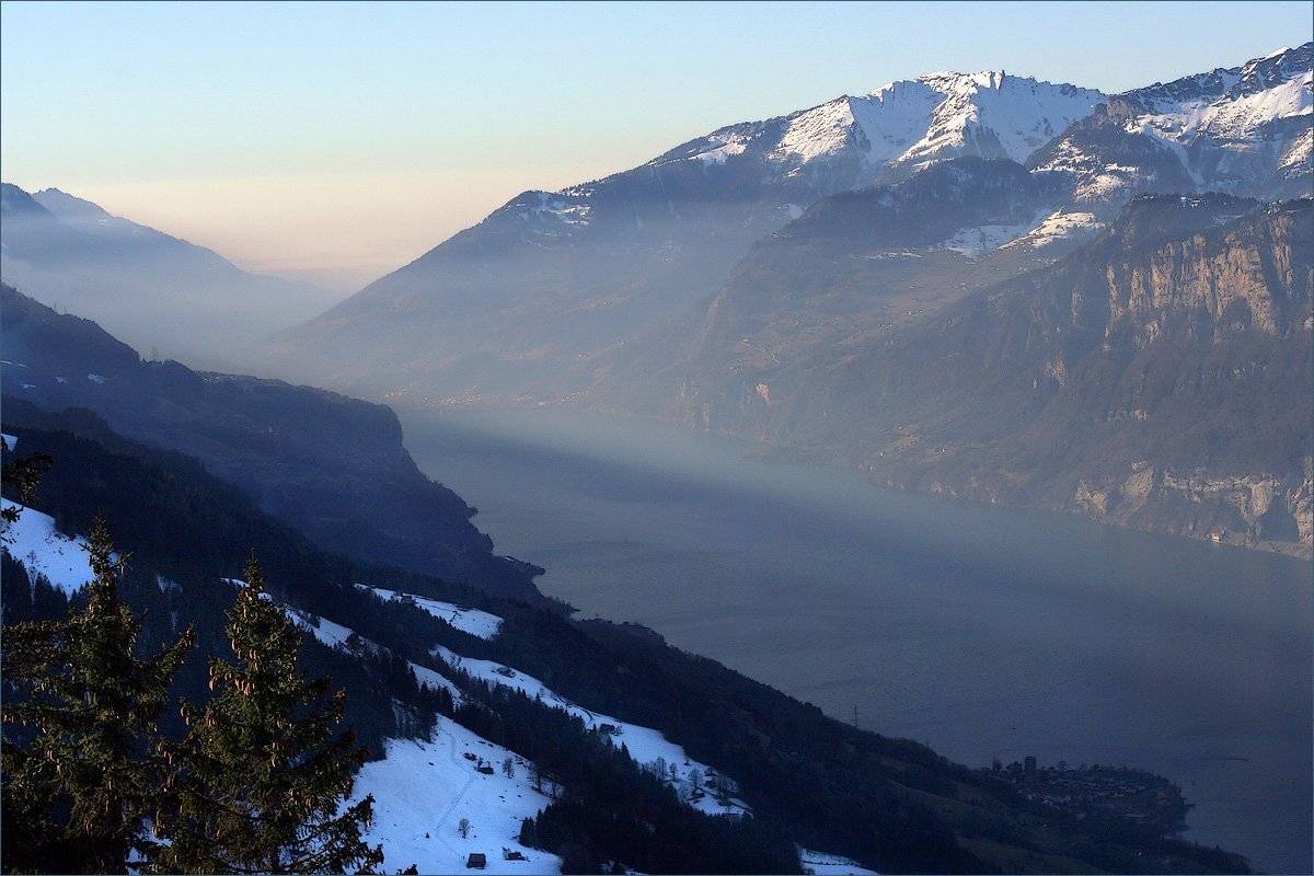 Над зимним озером. Автор: Julia Art , Julia Art