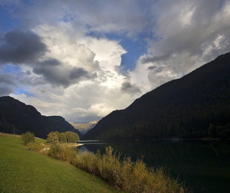 Небо и земляphoto preview