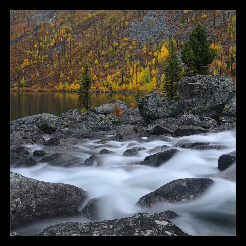 алтай, мульта, водопад, шумы, озеро, нижнее мультинское, вода, камни, деревья, золотая осень Шумыphoto preview