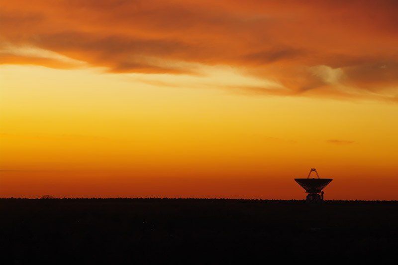 фотограф складчиков алексей, радиотелескоп, закат Жду сигналов из соседней галактики...photo preview