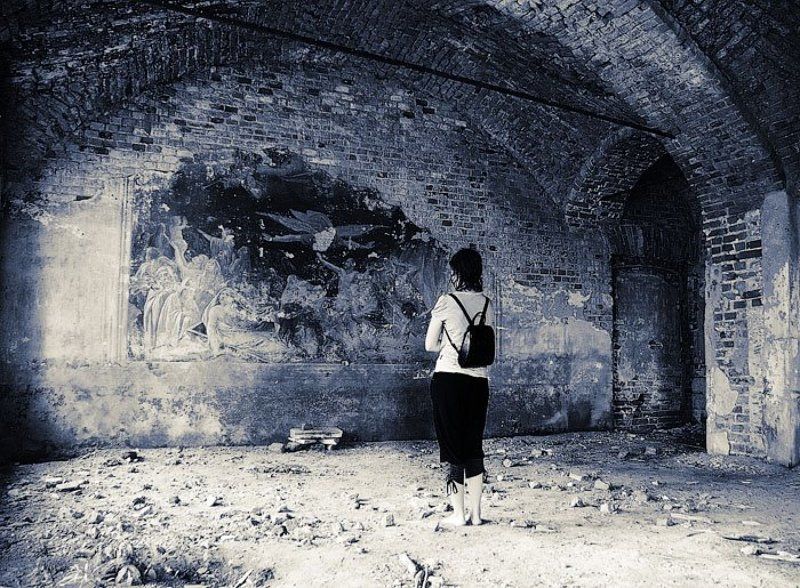 паломники, храм, фреска Босиком к вере..photo preview