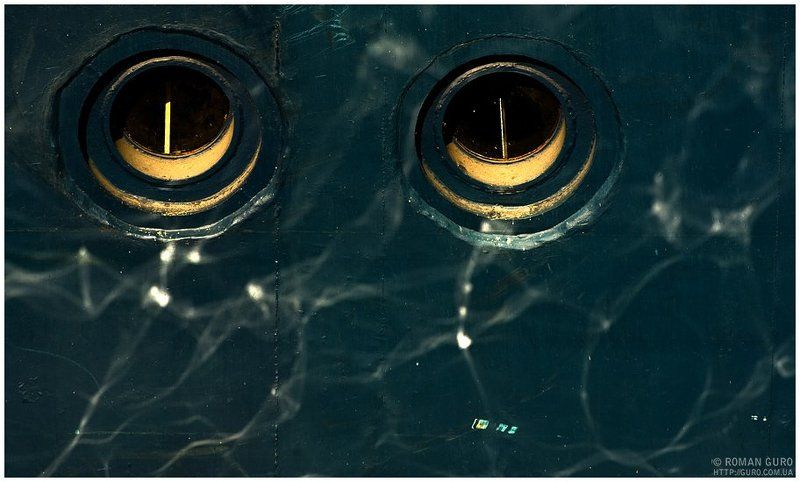 робот Плачущий роботphoto preview