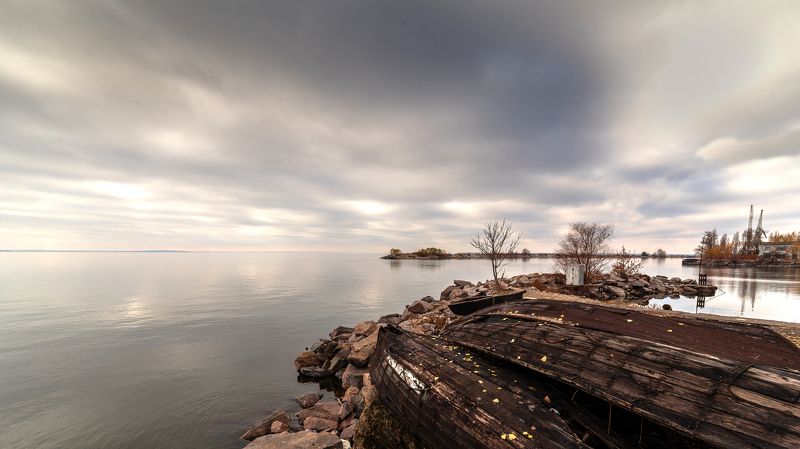 осень, небо, облака, залив, лодки,  Осеннее безмолвиеphoto preview