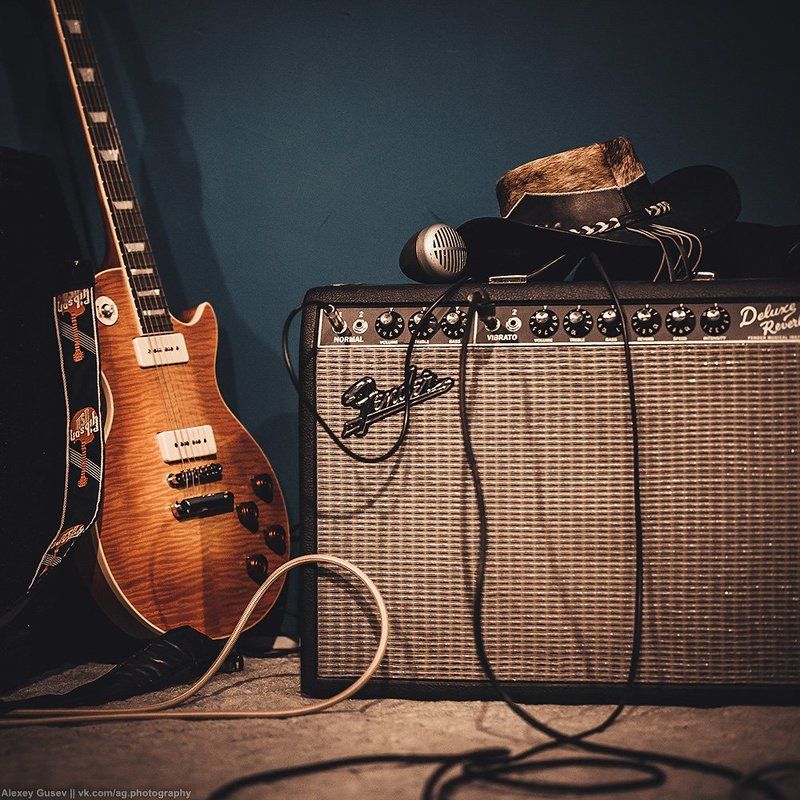 blues,rock,guitar,stage,music,hat,gibson,fender All that blues...photo preview