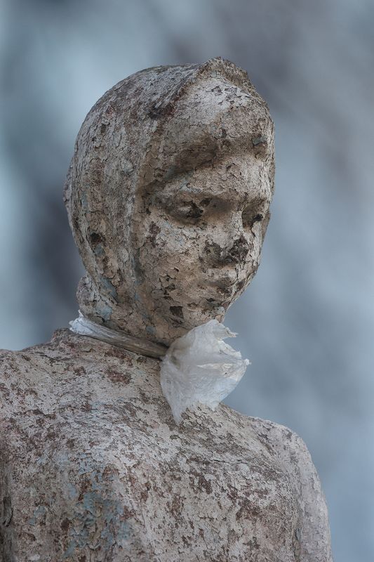 портрет, скульптура, СССР, Мамоново, Россия, Совок, фотография, девочка, разрушения, Свирин Вадим, 2022, portrait, sculpture, USSR, Mamonovo, Russia, Scoop, photography, girl, destruction, Vadim Svirin Девочка с платочком.photo preview