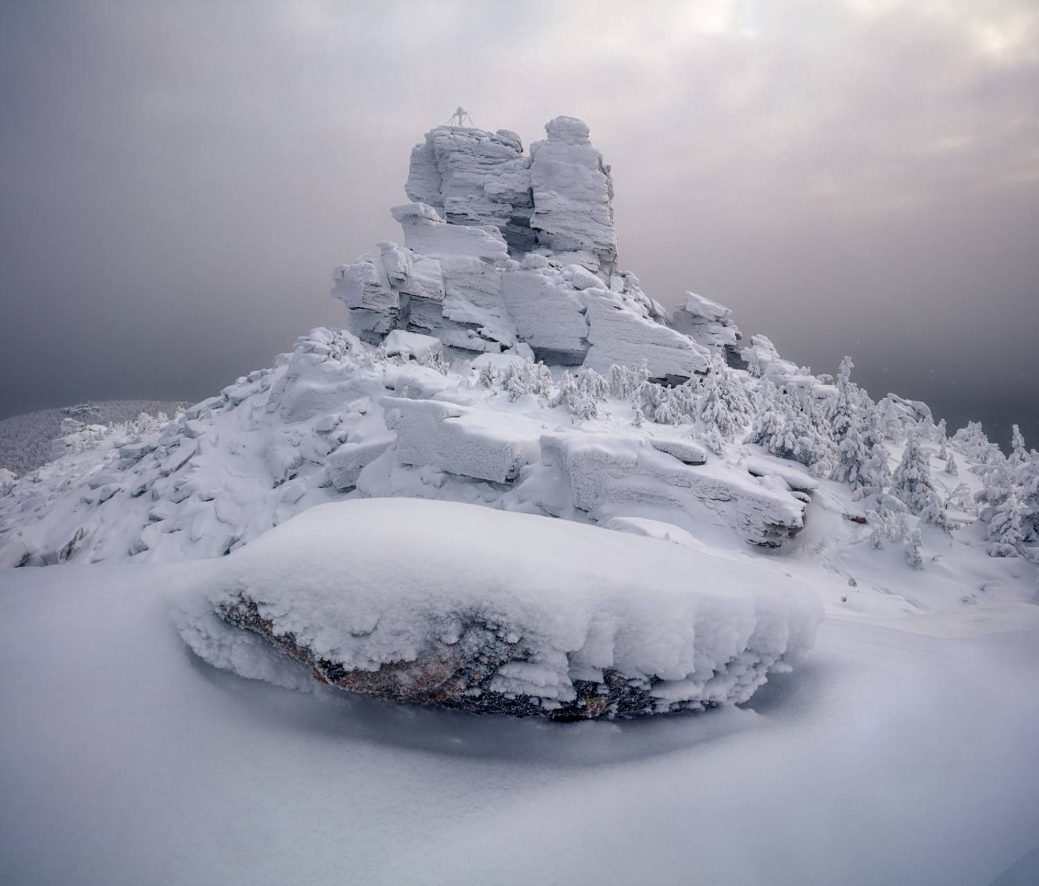 Помянённый камень. Автор: Валерий Щербина (sv-phototravel.com) помянённый камень, Валерий Щербина (sv-phototravel.com)