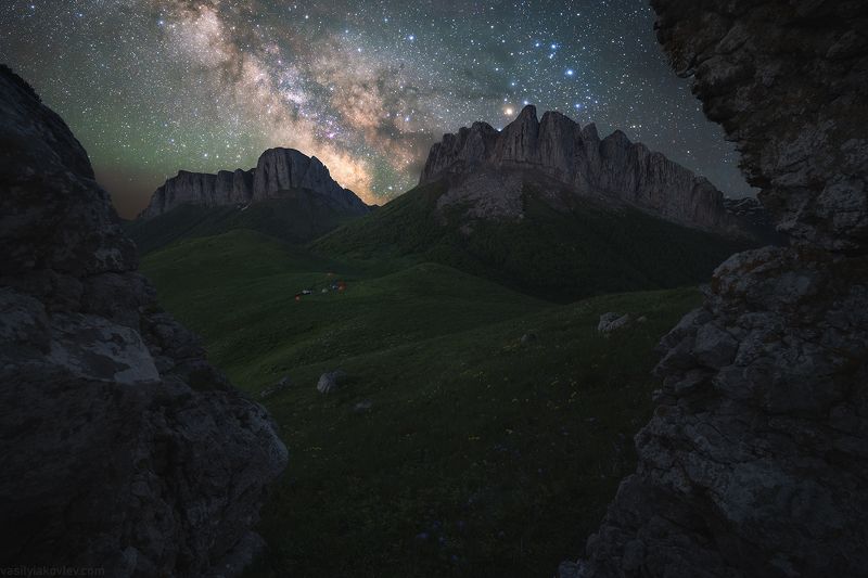 тхач, фототур, яковлевфототур, большойтхач, кавказ, адыгея, горы Ночь у Чертовых воротphoto preview