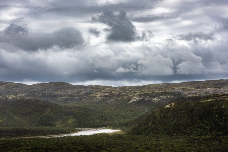 Нахмуриласьphoto preview