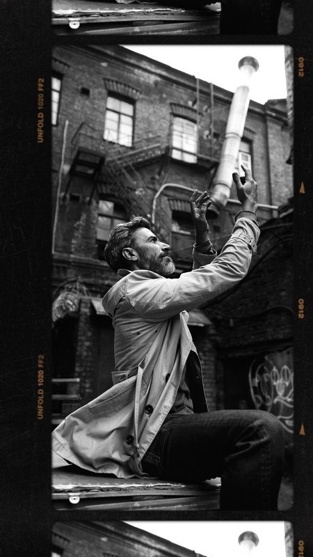 Red Trianglephoto preview