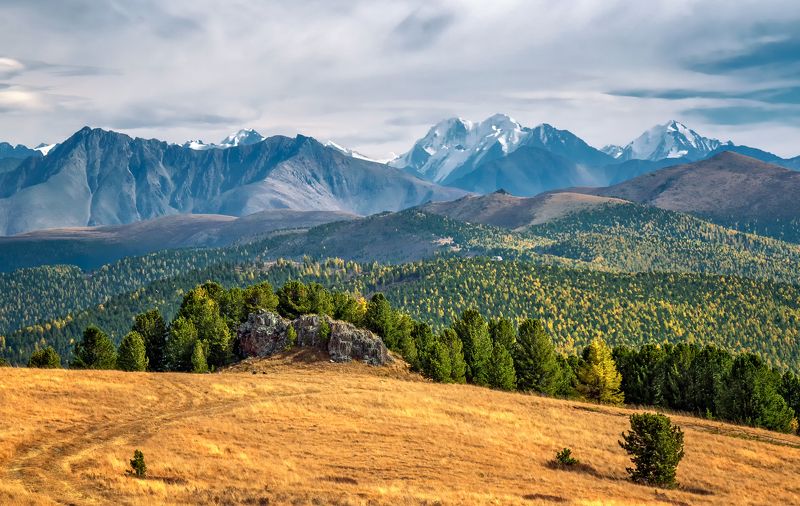 горный алтай,осень,перевал ачик,катунский хребет,северо-чуйский хребет, ретранслятор,белуха Белуха с перевала Ачик ...photo preview