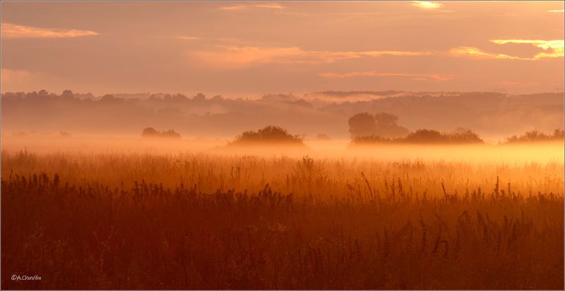 закат,туман,август Закатно-туманное фото превью