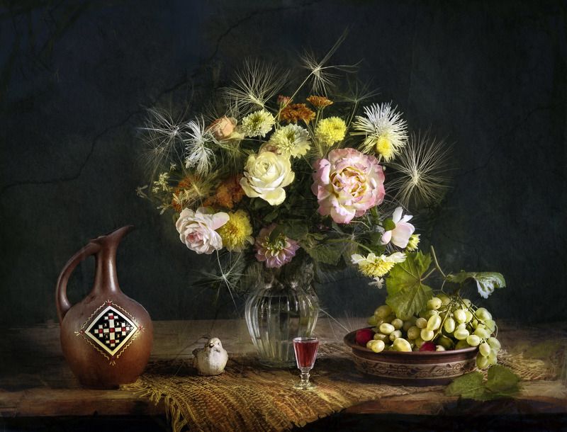 С рюмочкой винаphoto preview