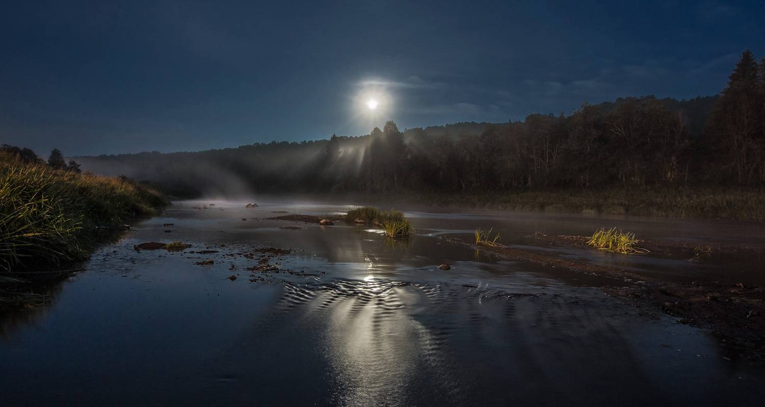 Full Moon Foggy River. Автор: Yuri Ovchinnikov , Yuri Ovchinnikov