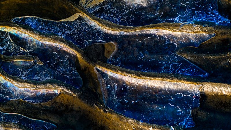 abstract, fineart Old man leaning on the lightning railphoto preview