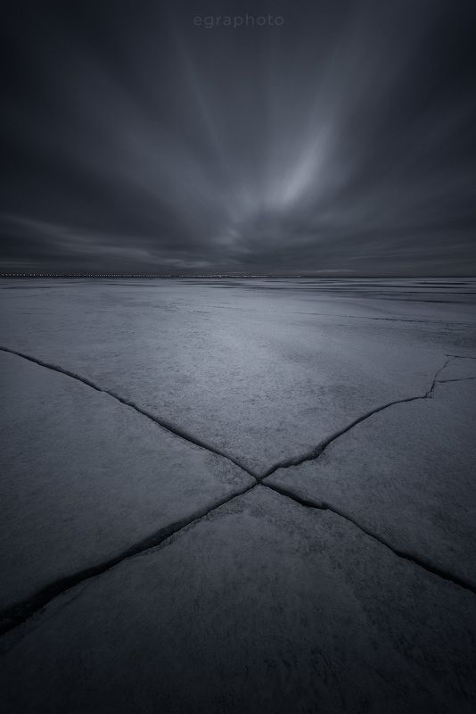 ленинградская область, россия, финский залив Весна льдаphoto preview