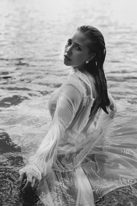 beautiful girl women black and white mood Evephoto preview