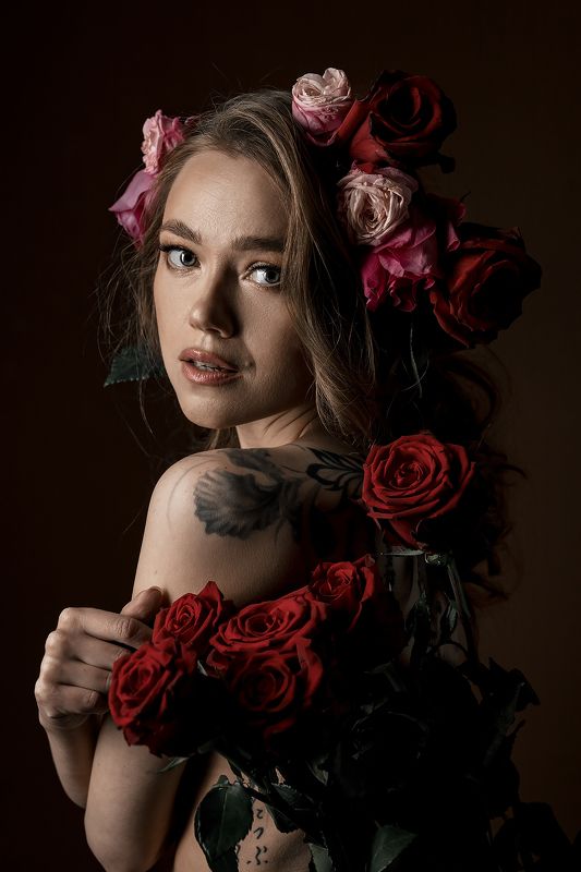 roses tatoo portrait woman naked Rosesphoto preview
