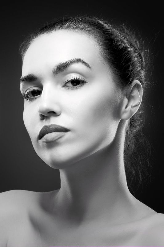 девушка, портрет, взгляд, глаза, чб ***photo preview