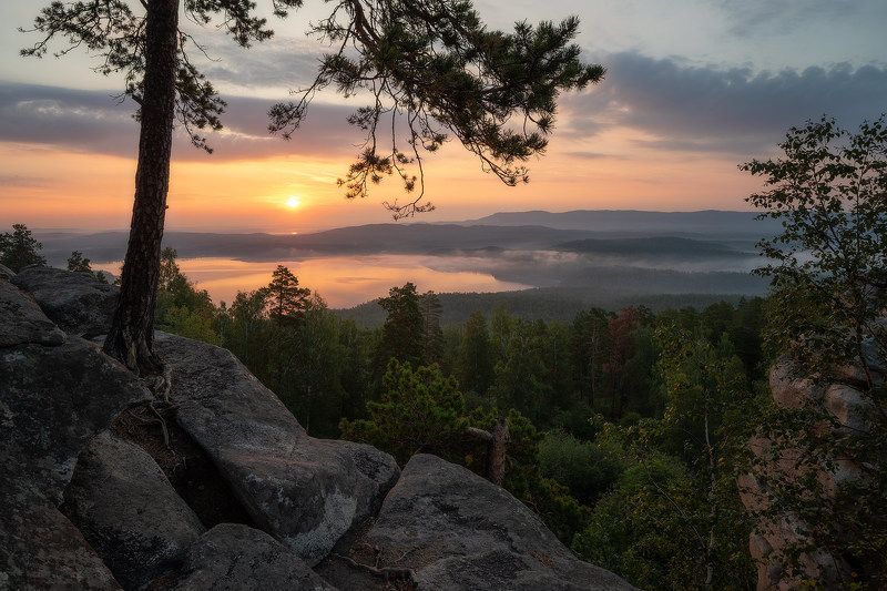 рассвет, утро, пейзаж, лето, озеро, скалы, аракуль, шиханы Тишина рассветаphoto preview