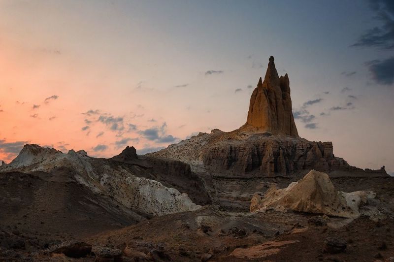 казахстан, мангистау, город замков айракты-шоманай, останцы, порода, утро Айракты-Шоманайphoto preview