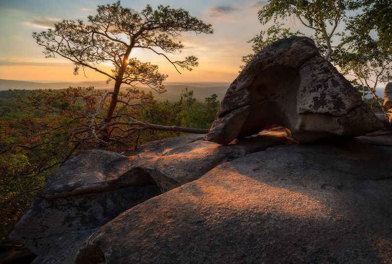 закат, вечер, солнце, пейзаж, аракуль, скалы, природа, лето, тепло Ускользающий светphoto preview