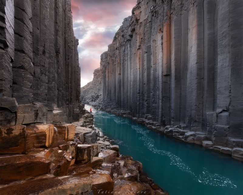 Каньон с базальтовыми колоннами. Студлагилphoto preview