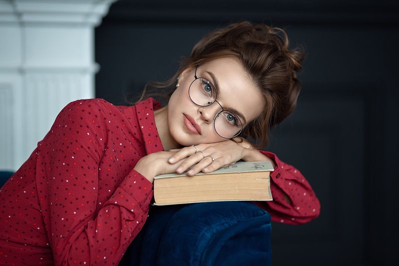 портрет девушка *** фото превью