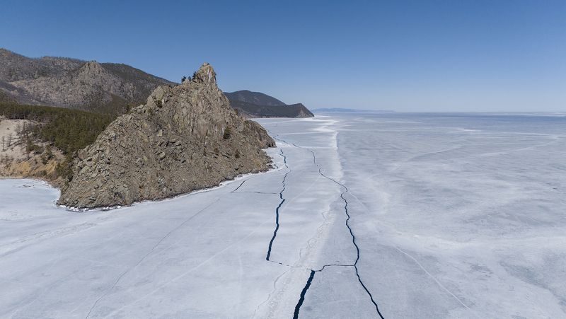 байкал, лед, мыс колокольный, скала, большая, колокольня Южный Байкал. Последние дни ледовых походов фото превью