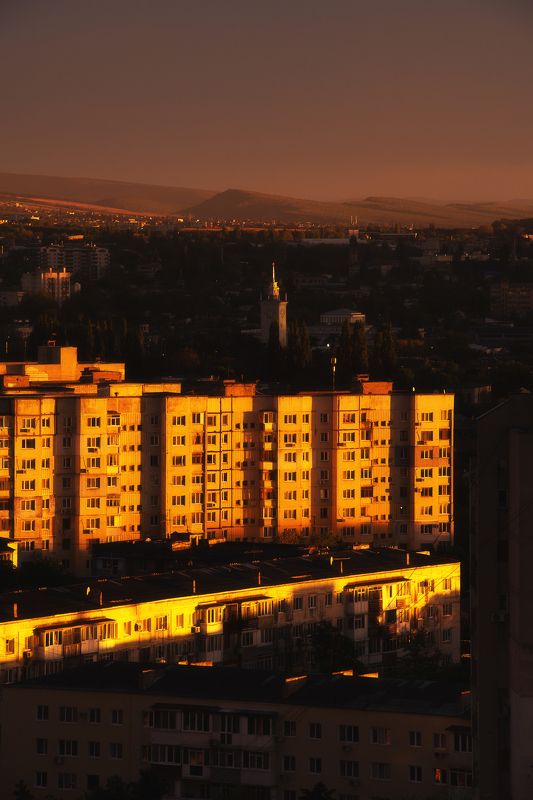 Симферополь в золоте закатаphoto preview